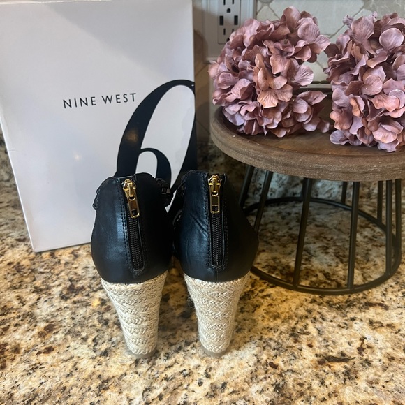 Nine West Black Wedges Size 11. - Picture 4 of 8